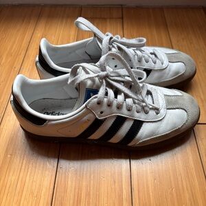 Women’s Adidas Samba